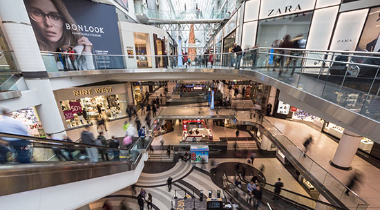 Les grands magasins ont également été impactés par les changements du retail design. 